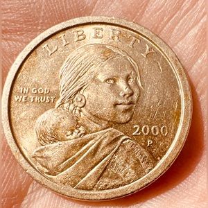 2000 P Sacagawea One Dollar United States Coin/Raised Feathers/No Edge Writing!!